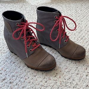 Sorel Boots Size 8.5